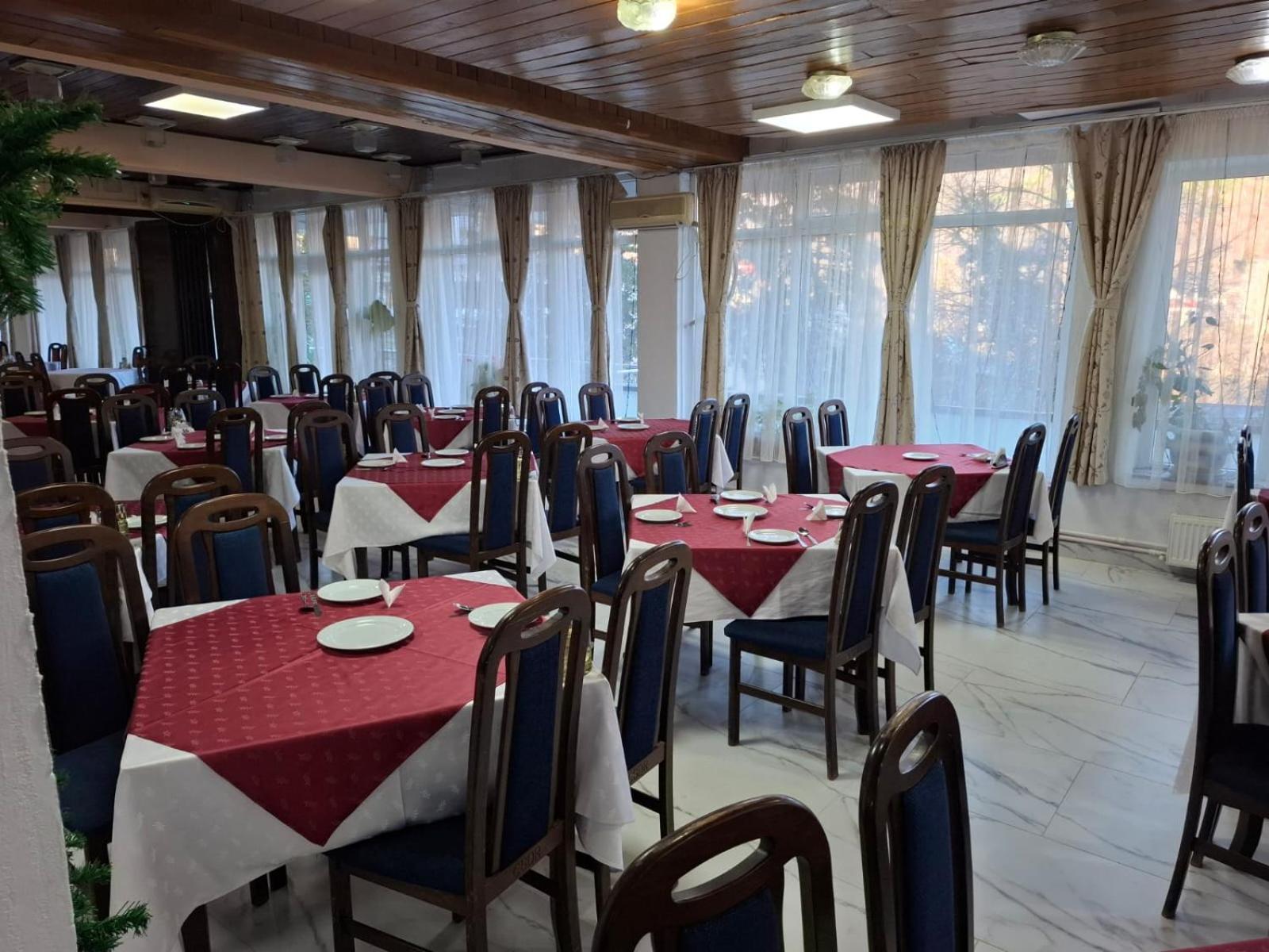 Hotel Traian Caciulata Călimăneşti 외부 사진